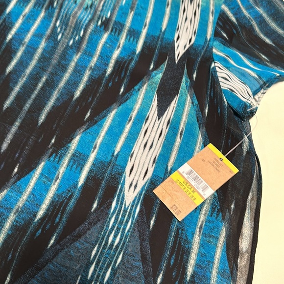 Rachel Roy Ikat Side Slits Top - Picture 5 of 13